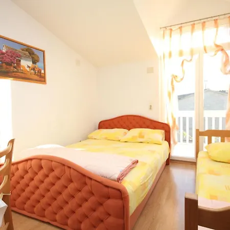 By The Sea Kastel Kambelovac, - 8627 Apartment