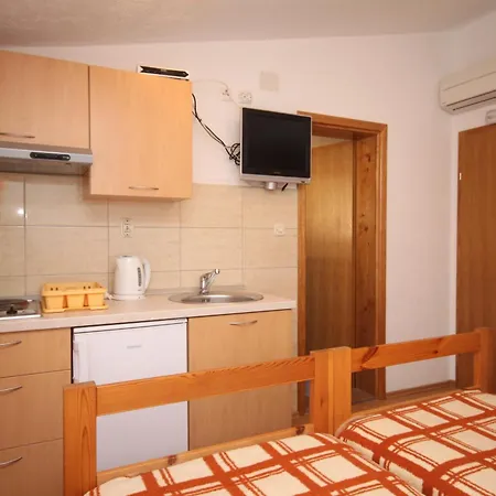 アパート By The Sea Kastel Kambelovac, - 8627